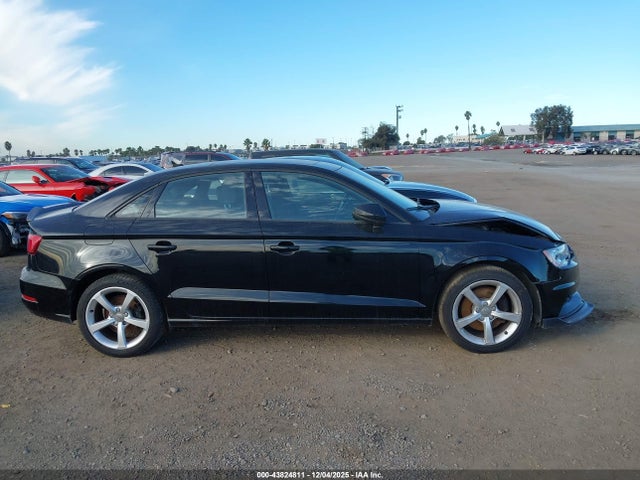 Audi A3 2.0t Premium 2015 WAUBFGFF6F1140386 Image 13