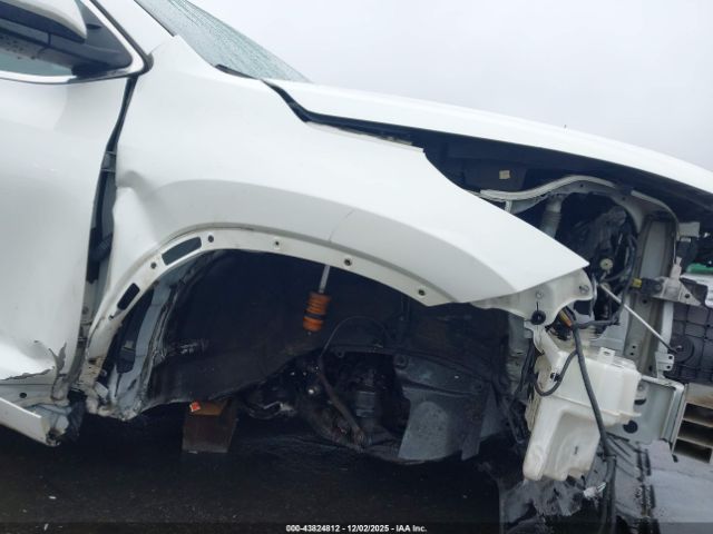 2017 TOYOTA HIGHLANDER 5TDBZRFH1HS370107 Photo 5