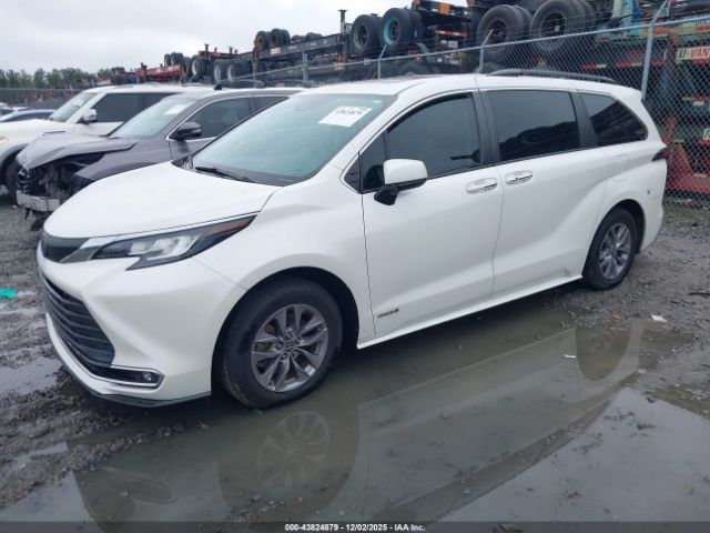2021 TOYOTA SIENNA 5TDYRKEC7MS014648 Photo 1