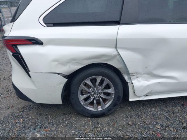 2021 TOYOTA SIENNA 5TDYRKEC7MS014648 Photo 5