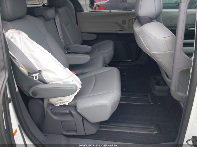 2021 TOYOTA SIENNA 5TDYRKEC7MS014648 Photo 7