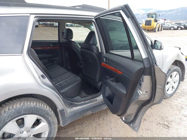 2011 Subaru Outback 3.6r Limited მანქანა იყიდება აუქციონზე, vin: 4S4BREKC5B2368731, აუქციონის ნომერი: 43824946
