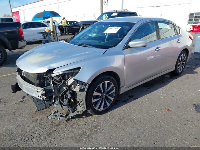 Nissan Altima 2.5 Sv 2017 1N4AL3AP7HC244138 Image 2