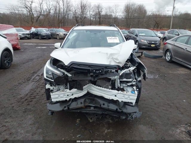 Продаж на аукціоні авто 2024 Subaru Forester Premium, vin: JF2SKADC1RH506983, номер лоту: 43824996