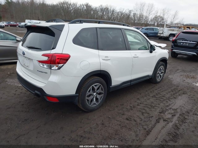 Продаж на аукціоні авто 2024 Subaru Forester Premium, vin: JF2SKADC1RH506983, номер лоту: 43824996