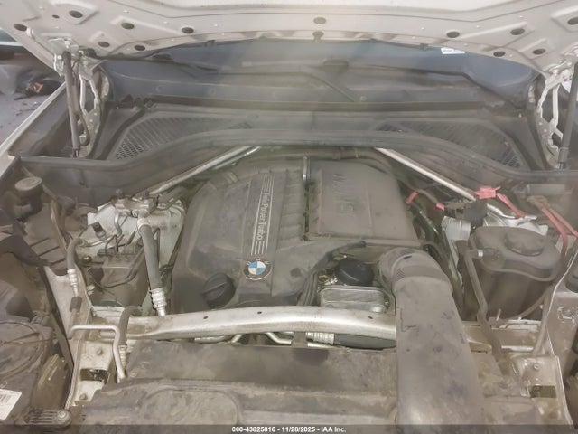 BMW X5 2014 5UXKR2C54E0C01376 Image 10