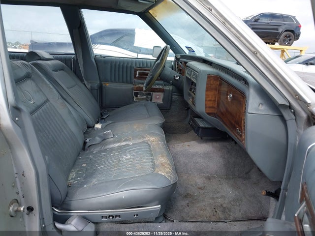 1988 CADILLAC BROUGHAM 1G6DW51Y7J9733938 Photo 4