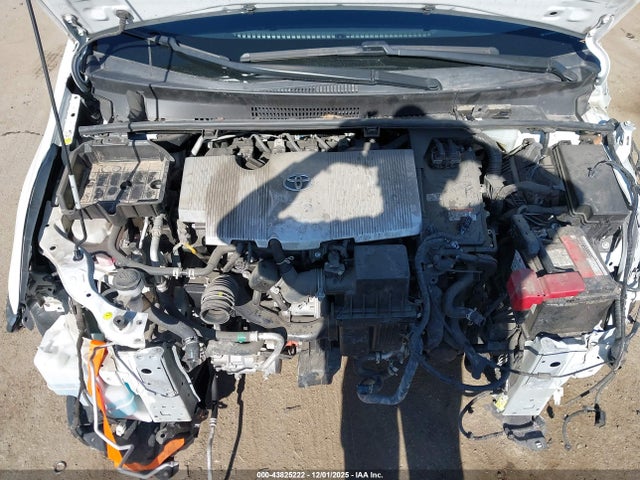 JTDKAMFU9N3173402 Toyota Prius Le