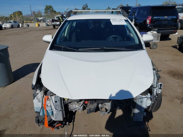 JTDKAMFU9N3173402 Toyota Prius Le