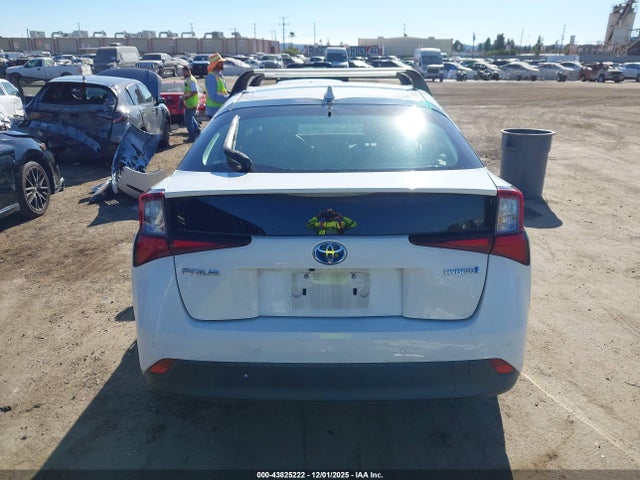 JTDKAMFU9N3173402 Toyota Prius Le