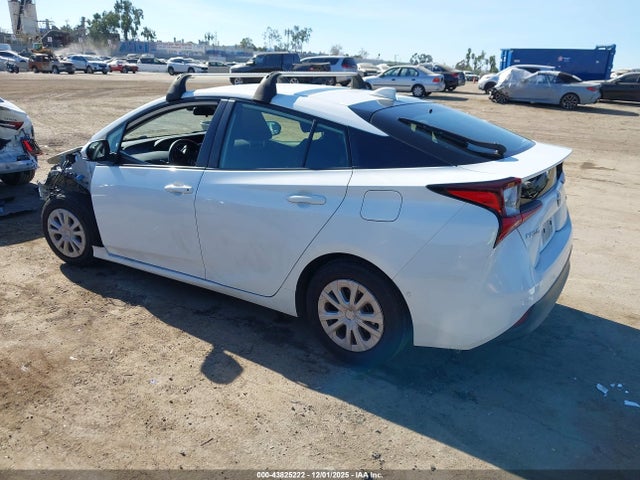 JTDKAMFU9N3173402 Toyota Prius Le