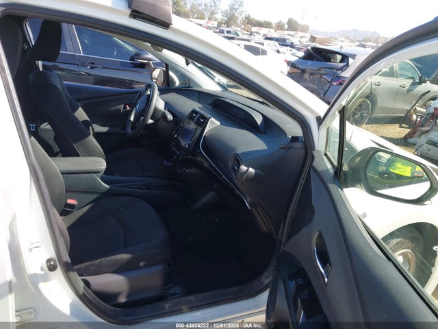 JTDKAMFU9N3173402 Toyota Prius Le