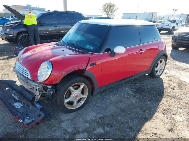 2004 MINI COOPER WMWRC33484TJ59655 Photo 1