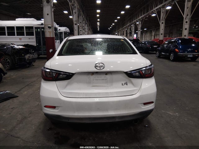 3MYDLBZV0GY140313 Scion IA
