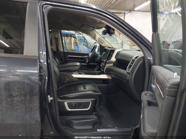 Aukcja sprzedaży 2019 Ram 1500 Laramie  4x4 6'4 Box, vin: 1C6RRFDG4KN530850, numer aukcji: 43825271