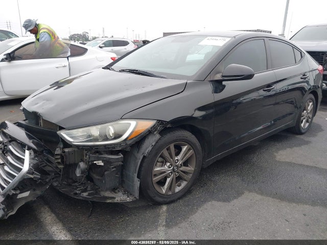 5NPD84LF3JH393613 Hyundai ELANTRA SEL