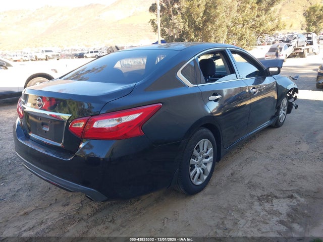 Nissan Altima 2.5 S 2017 1N4AL3AP2HC497061 Image 4