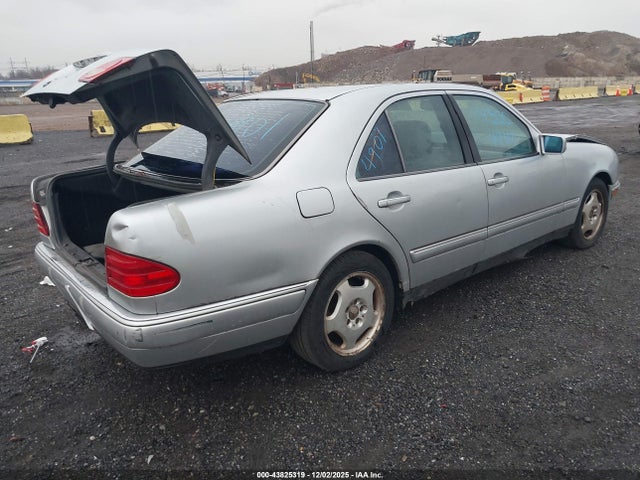 1998 Mercedes-benz E 320 მანქანა იყიდება აუქციონზე, vin: WDBJF65F7WA448949, აუქციონის ნომერი: 43825319