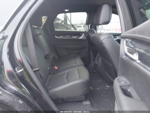 2023 CADILLAC XT5 1GYKNDRSXPZ159369 Photo 7