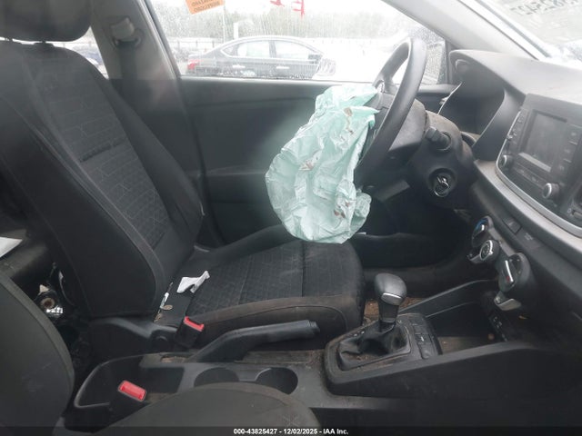 2018 KIA RIO 3KPA24AB1JE059346 Photo 4