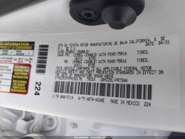 2021 TOYOTA TACOMA 3TMAZ5CN7MM152178 Photo 8