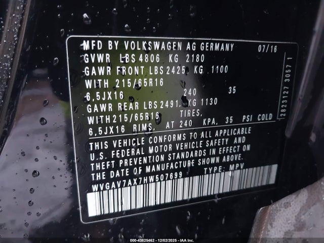 2017 VOLKSWAGEN TIGUAN WVGAV7AX7HW507699 Photo 8