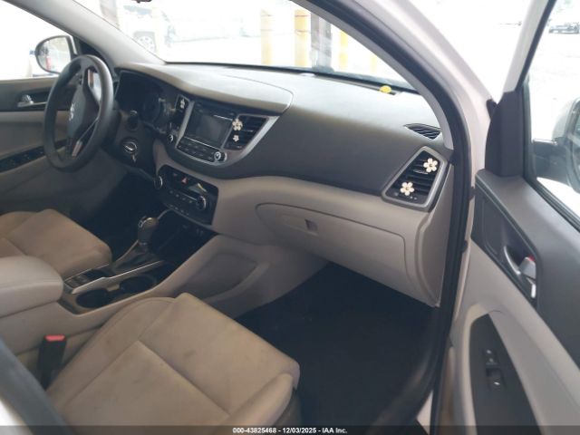 2016 HYUNDAI TUCSON KM8J3CA45GU113522 Photo 4