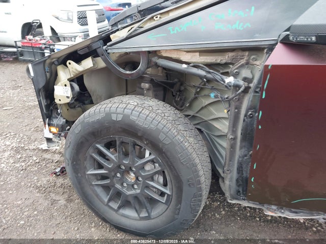 2024 TESLA CYBERTRUCK 7G2CEHED3RA000477 Photo 5