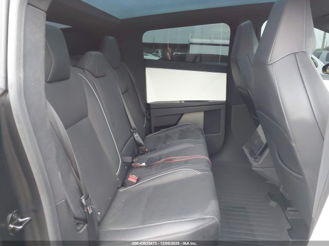 2024 TESLA CYBERTRUCK 7G2CEHED3RA000477 Photo 7