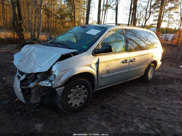 2004 CHRYSLER TOWN & COUNTRY 2C4GP44R04R618408 Photo 1