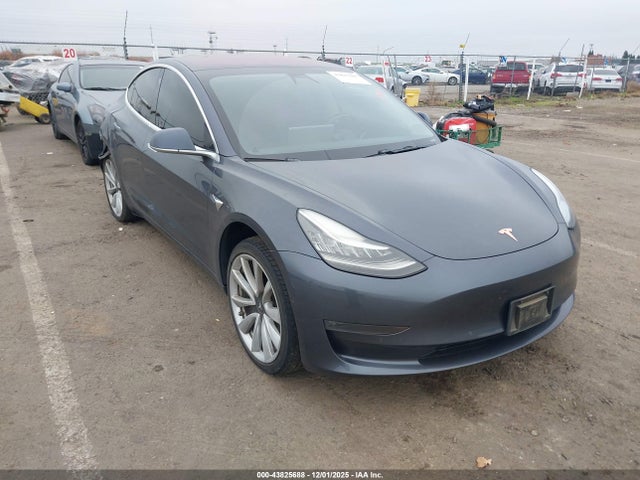 2018 TESLA MODEL 3 5YJ3E1EA3JF019960 Photo 0