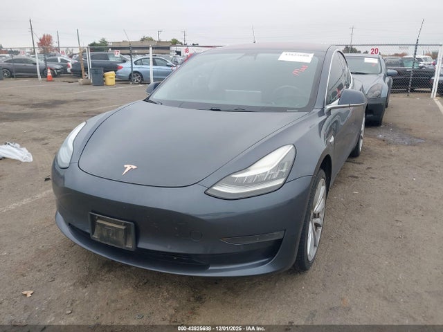 2018 TESLA MODEL 3 5YJ3E1EA3JF019960 Photo 1