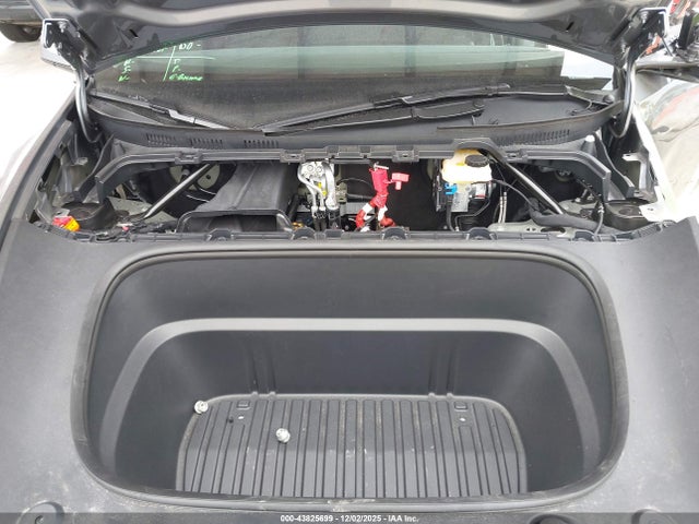 2026 TESLA MODEL Y 7SAYGDEE0TA399976 Photo 9