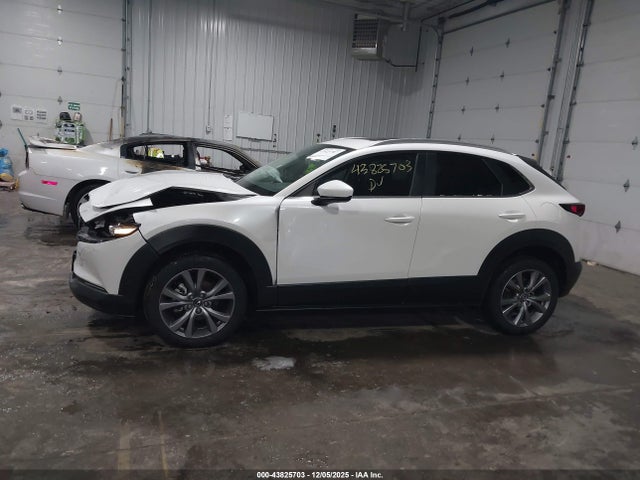 43825703 :رقم المزاد ، 3MVDMBCL3NM416554 vin ، 2022 Mazda Cx-30 Preferred مزاد بيع