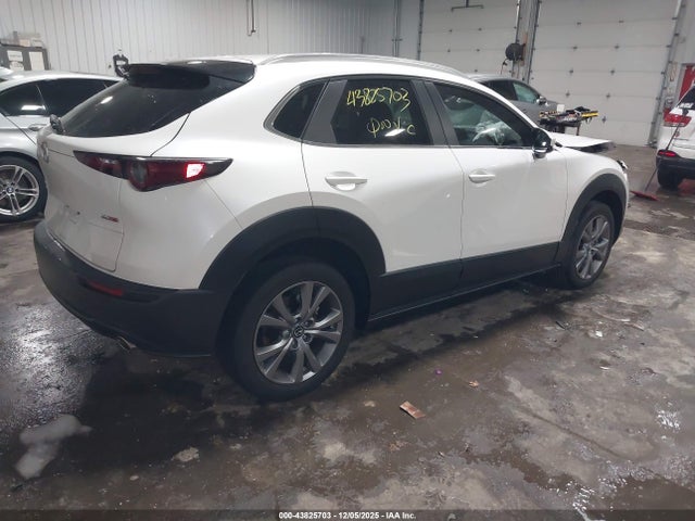 43825703 :رقم المزاد ، 3MVDMBCL3NM416554 vin ، 2022 Mazda Cx-30 Preferred مزاد بيع