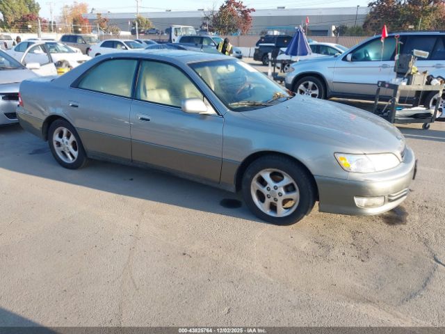 2001 LEXUS ES 300 JT8BF28G710291388