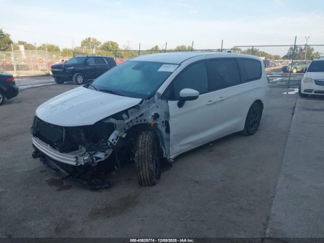 2023 CHRYSLER PACIFICA HYBRID 2C4RC1L7XPR502950 Photo 1