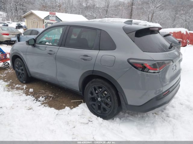 2023 HONDA HR-V 3CZRZ2H51PM717923 Photo 2
