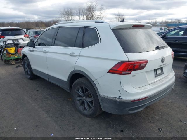 2022 VOLKSWAGEN TIGUAN 3VV3B7AX0NM090218 Photo 2