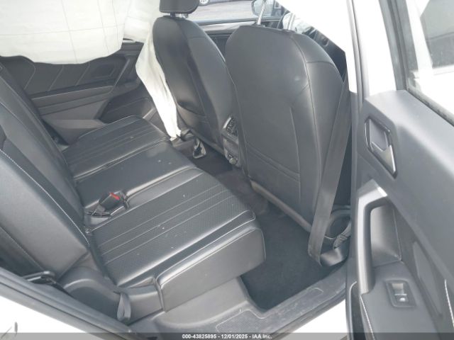 2022 VOLKSWAGEN TIGUAN 3VV3B7AX0NM090218 Photo 7