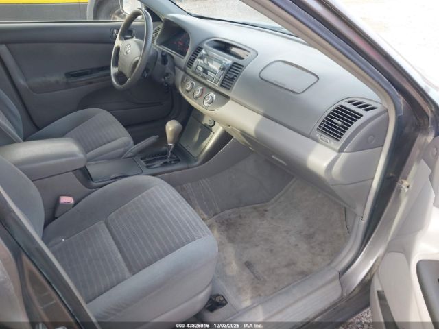2005 TOYOTA CAMRY 4T1BE32K85U517519 Photo 4
