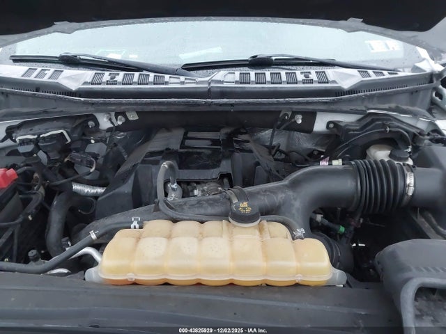 Ford F-150 Xlt 2016 1FTEW1EP0GFC00187 Image 10