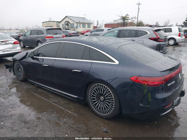 2022 MERCEDES-BENZ EQS 450+ W1KCG2DB4NA005404 Photo 2