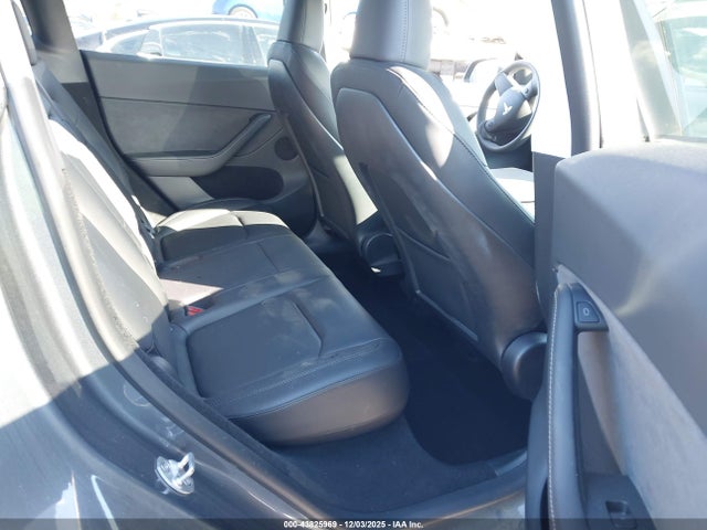 2023 TESLA MODEL Y 7SAYGDEF6PF702678 Photo 7