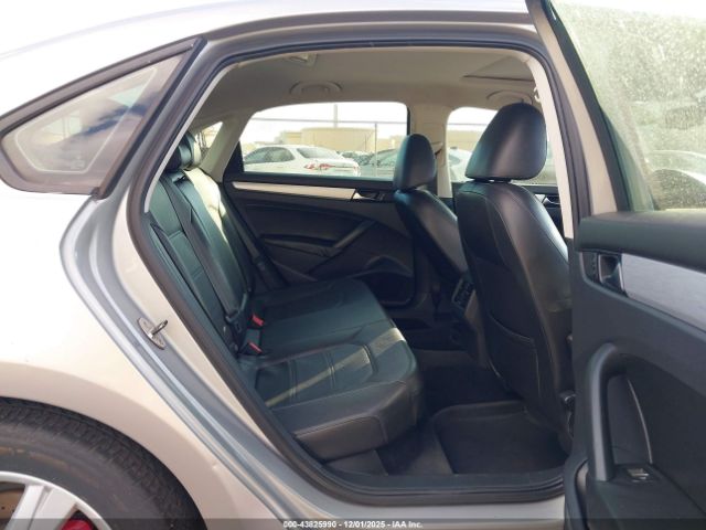 2013 VOLKSWAGEN PASSAT 1VWBP7A31DC045018 Photo 7