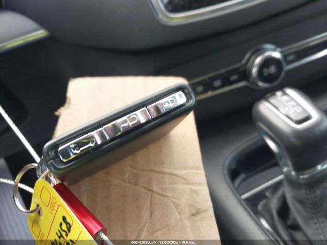 2021 VOLVO XC90 YV4102CK4M1736224 Photo 10