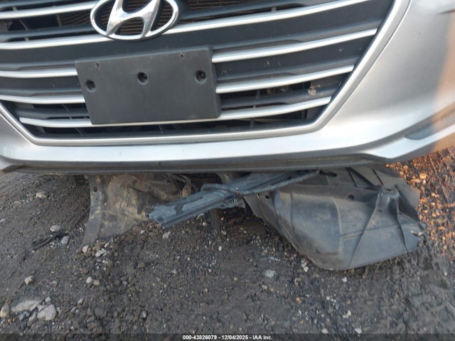 Auction sale of the 2017 Hyundai Elantra Se, vin: 5NPD84LF7HH119857, lot number: 43826079