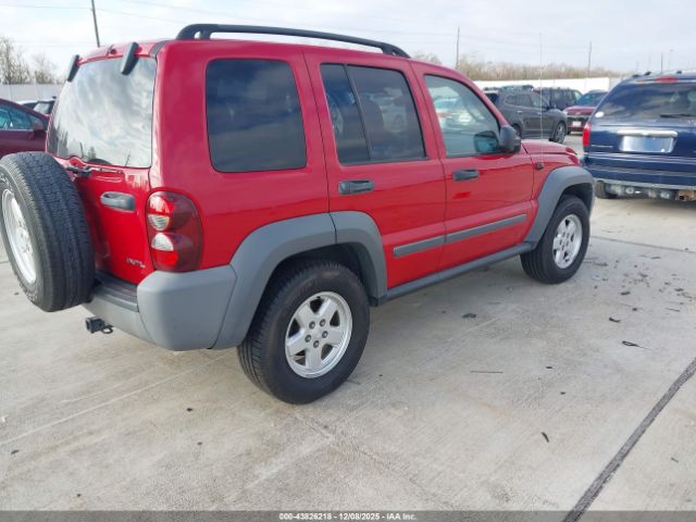 2005 JEEP LIBERTY 1J4GK48K85W533993 Photo 3