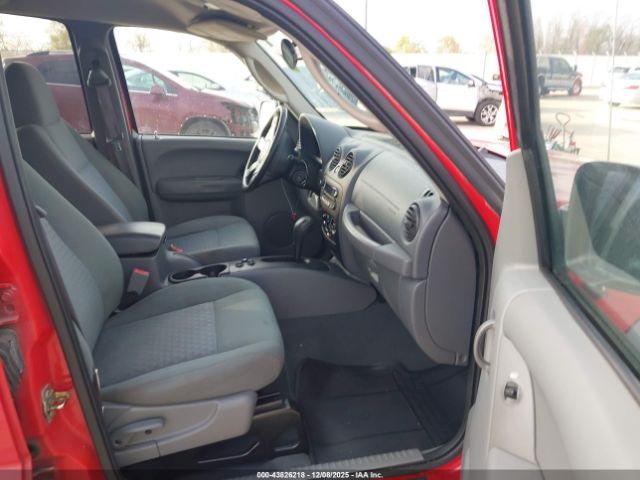 2005 JEEP LIBERTY 1J4GK48K85W533993 Photo 4