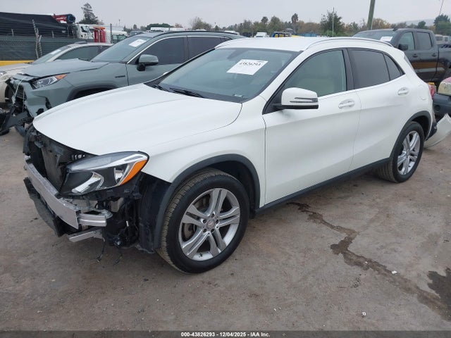 WDCTG4GB2GJ204966 Mercedes-Benz Gla 250 4matic